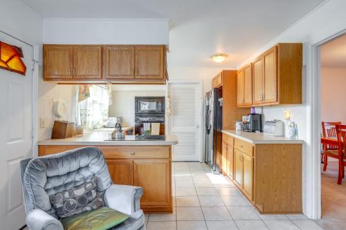 Gallery image of 3 Mi to Mill Creek Park Willingboro Home with Grill in Willingboro