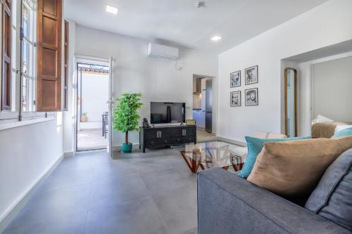 Alminar Suites