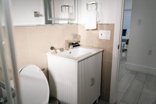 Bagno di Luxury Retreat 3B ,2Ba POOL , Coral Gables Center