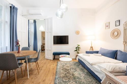 Blue Fairy Suite K26