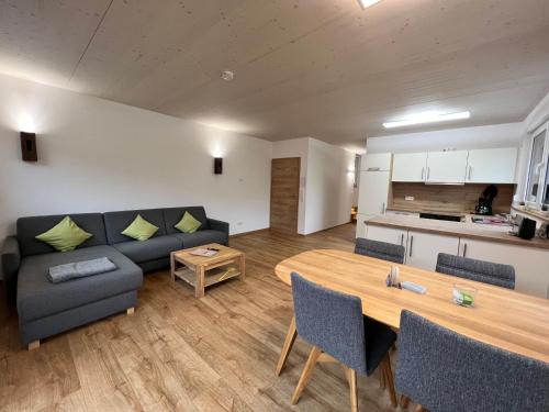 Kuchyň nebo kuchyňský kout v ubytování Belzesaltescheune Ferienwohnung Rhön