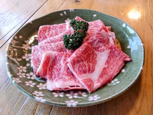旅館の敷地内または近くでの食事または食べ物