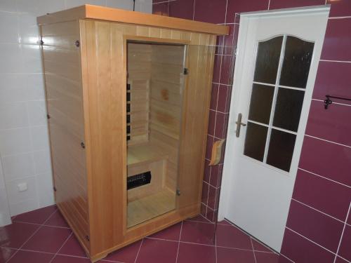 Koupelna v ubytování Apartments Benešov Nad Ploučnicí