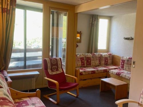 Les Menuires: Apt 4 pers, rénové, balcon, WIFI, animaux admis - FR-1-574-65