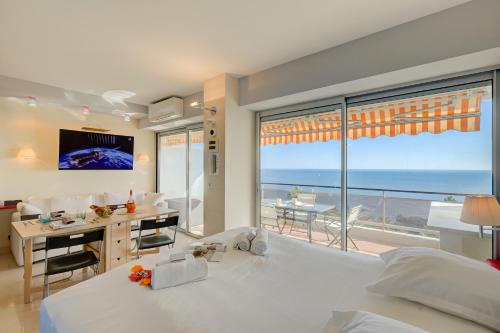 Studio La Mirandole Sea View - Happy Rentals