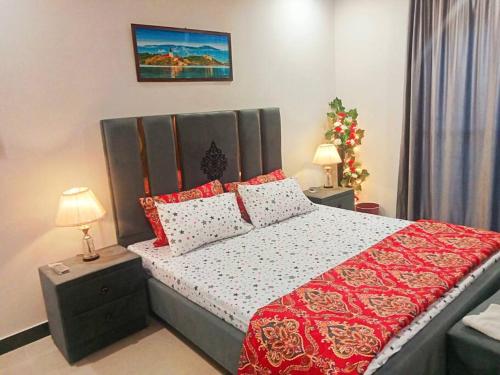 HMH Gateway Eiffel tower View 1 bed Condo