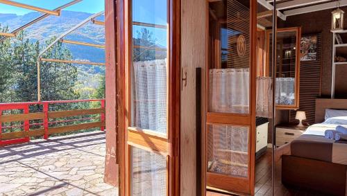 Balkoni atau teres di Abetina Apartment - Piccola Svizzera