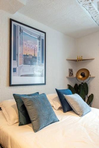 Beautiful studio on the most prestigious street Saint-Honore - Near Louvre, amazing location!