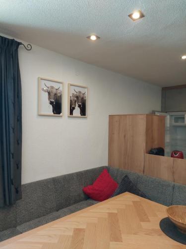 Ferienwohnung Tramunt im Hotel Casada