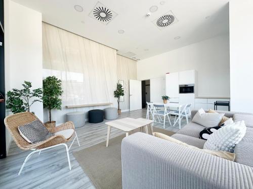 Malaga Urban Sky 3 bed apartment 22K