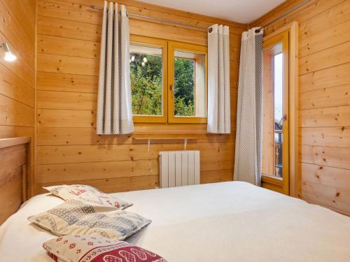 Apartment Le Petit Savoyard-2 by Interhome