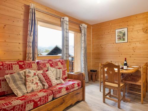 Apartment Le Petit Savoyard-2 by Interhome