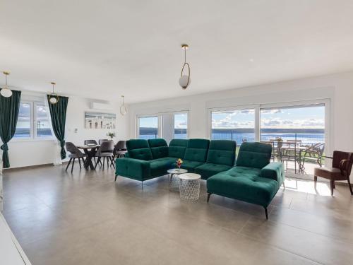 Χώρος καθιστικού στο Villa Silencia by Interhome