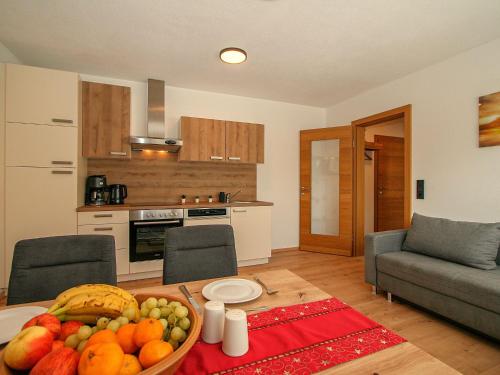 Η κουζίνα ή μικρή κουζίνα στο Apartment Ferienwohnung Selina by Interhome
