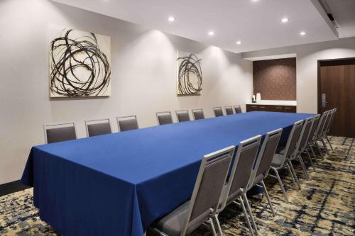 Konferenční prostory v ubytování Homewood Suites- Denver Downtown Convention Center
