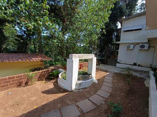 Jardín al aire libre en Jangala Baga Beach - French welcome, tropical garden, close to the beach
