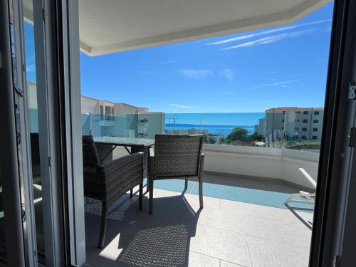 Neue Familienwohnung Meerblick - Klima & Parkplatz