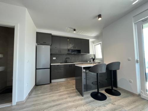 Neue Familienwohnung Meerblick - Klima & Parkplatz