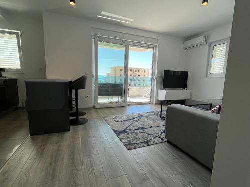 Neue Familienwohnung Meerblick - Klima & Parkplatz