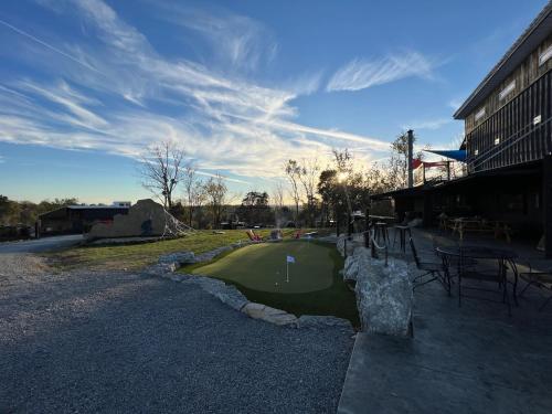 Gambar di galeri bagi Lockridge Park di Danville