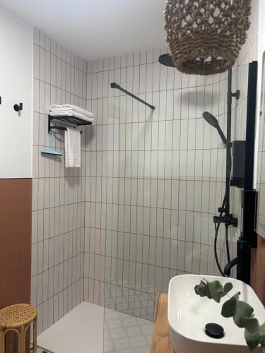 Bilik mandi di Sol de Zafra Estudio