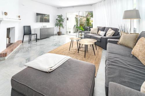3 Townhouse with private garden in Marbella