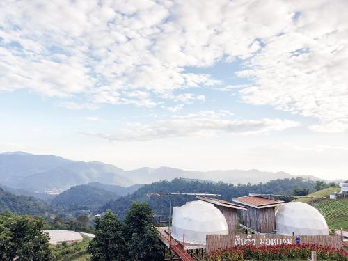 Gallery image of ชูชัยฟาร์มสเตย์โดมฮักวิว in Mon Jam