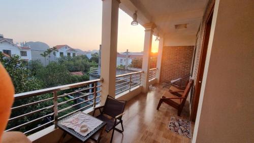 Balkón nebo terasa v ubytování Phi Hung's Unique Homestay