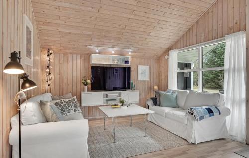 Posezení v ubytování 3 Bedroom Amazing Home In Pandrup