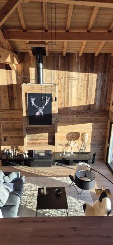 Μια τηλεόραση ή/και κέντρο ψυχαγωγίας στο Chalet G2
