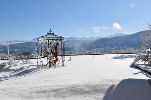 冬のdas Balance - Spa & Golf Hotel am Wörtherseeの様子