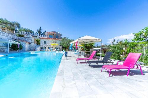 Paco's Resort Holiday Flats