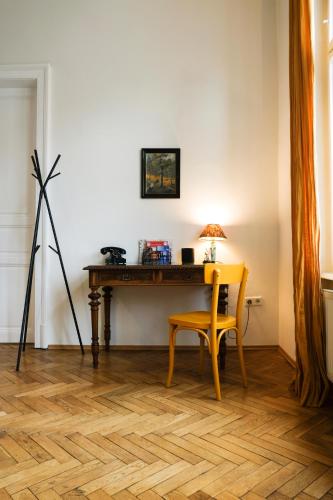 Central Boutique Apartment 7 - free parking - Schlossberg View - by Casa Momo