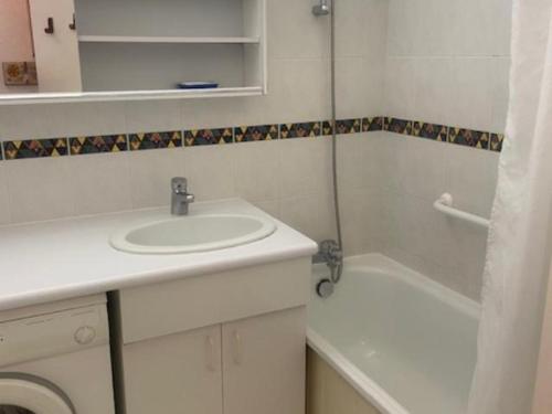 Les Menuires - 2 pièces - 5 pers - Balcon & WiFi - Animaux admis - FR-1-574-69