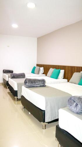 Gallery image of hotel la 70 gold in Medellín