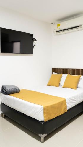 Gallery image of hotel la 70 gold in Medellín
