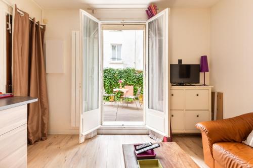 Studio Montonnerre avec terrasse proche Necker et Montparnasse