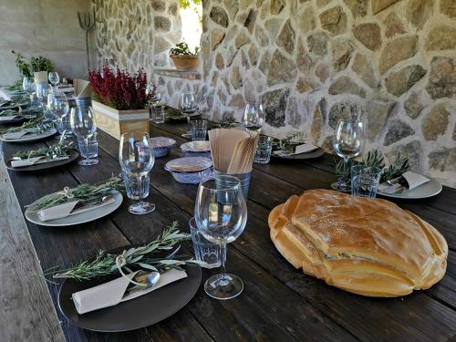 "LOS CASTILLOS" Casa Rural y espacio para eventos