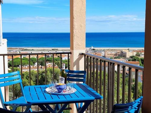 Appartement Saint Pierre la Mer 4 personnes, vue sur la mer, piscine, parking, tennis N366