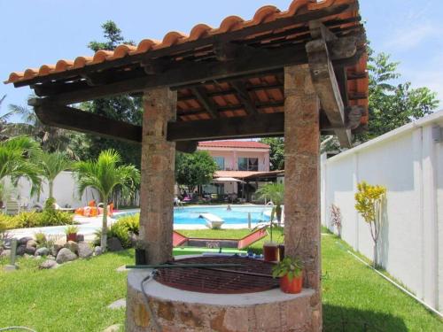 Swimmingpoolen hos eller tæt på Casa Alce