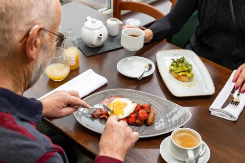 Jídlo v bed and breakfast nebo okolí