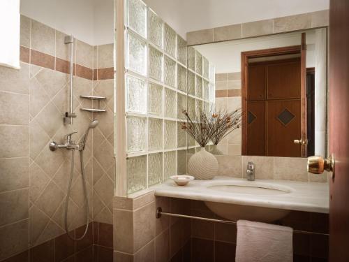 Imagen de la galería de AQUARIUS HOTEL, en Vasilikos