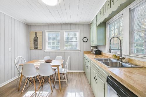 Dapur atau dapur kecil di Norcross Adventure 2B Perfect for Group Trips