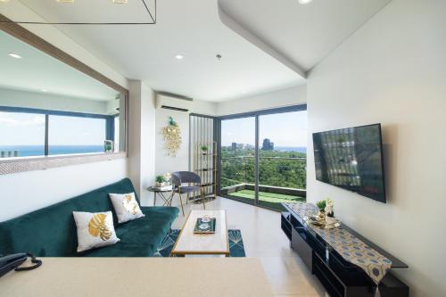 Seaside Luxury Living