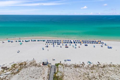 Pelican Beach Resort by Colasan photo 138