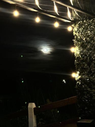 Gallery image of Ventana Paraíso Cabaña con Jacuzzi in Alajuela City