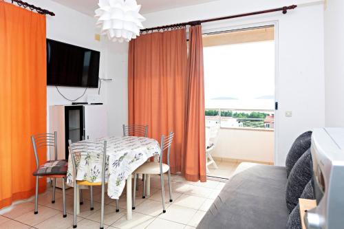 Apartments with parking space Solaris, Sibenik - 23541
