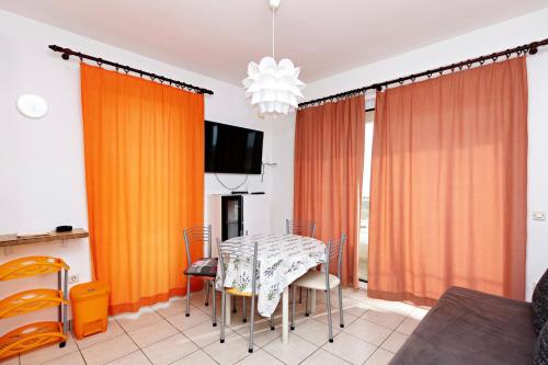 Apartments with parking space Solaris, Sibenik - 23541