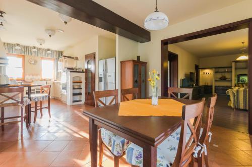 Villa Corvina 9081 Győrújbarát, Hunyadi u. 43. kép - 3