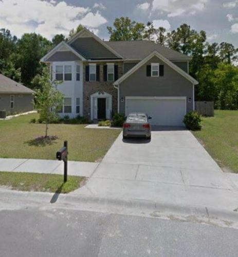 Gallery image of 5 bedroom Pool table, GAMEROOM lrg bkyard tv in every room pool in Neighborhood moncks corner home in Moncks Corner